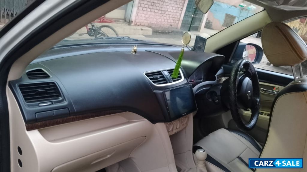 Silky Silver Maruti Suzuki Swift Swift dezire petrol vxi