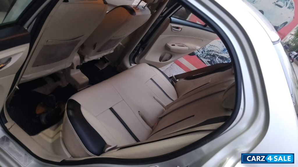 Silky Silver Maruti Suzuki Swift Swift dezire petrol vxi