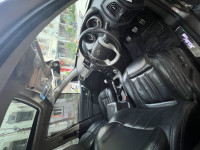 Brown Mahindra XUV 500 W10 manual