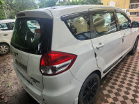 White Maruti Suzuki Ertiga Ertiga ZXI