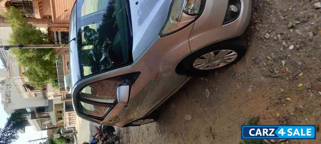 Silver Ford Figo 1.2 duratec zxi Petrol