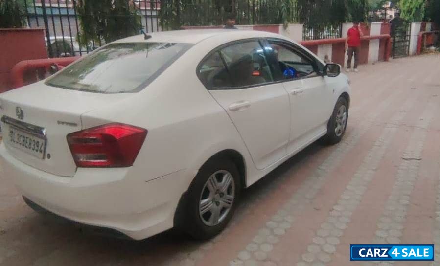 Honda City 1.5 E Manual Transmission