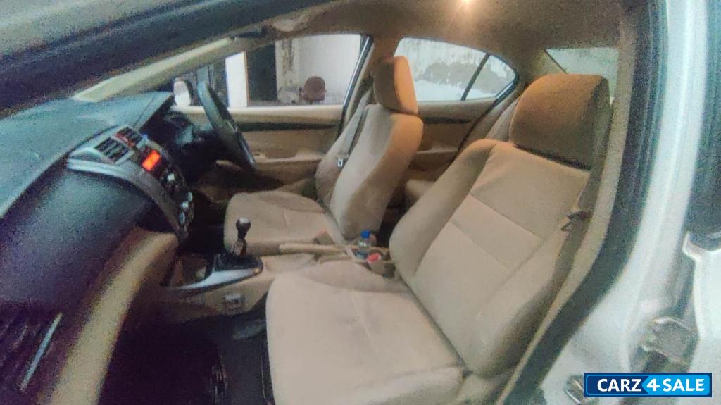 Honda City 1.5 E Manual Transmission