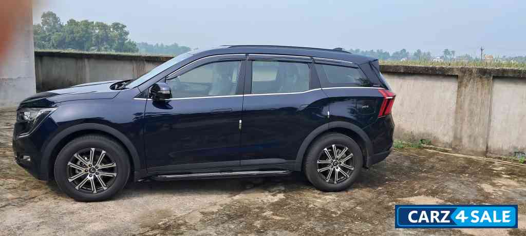 Mahindra XUV700 Petrol