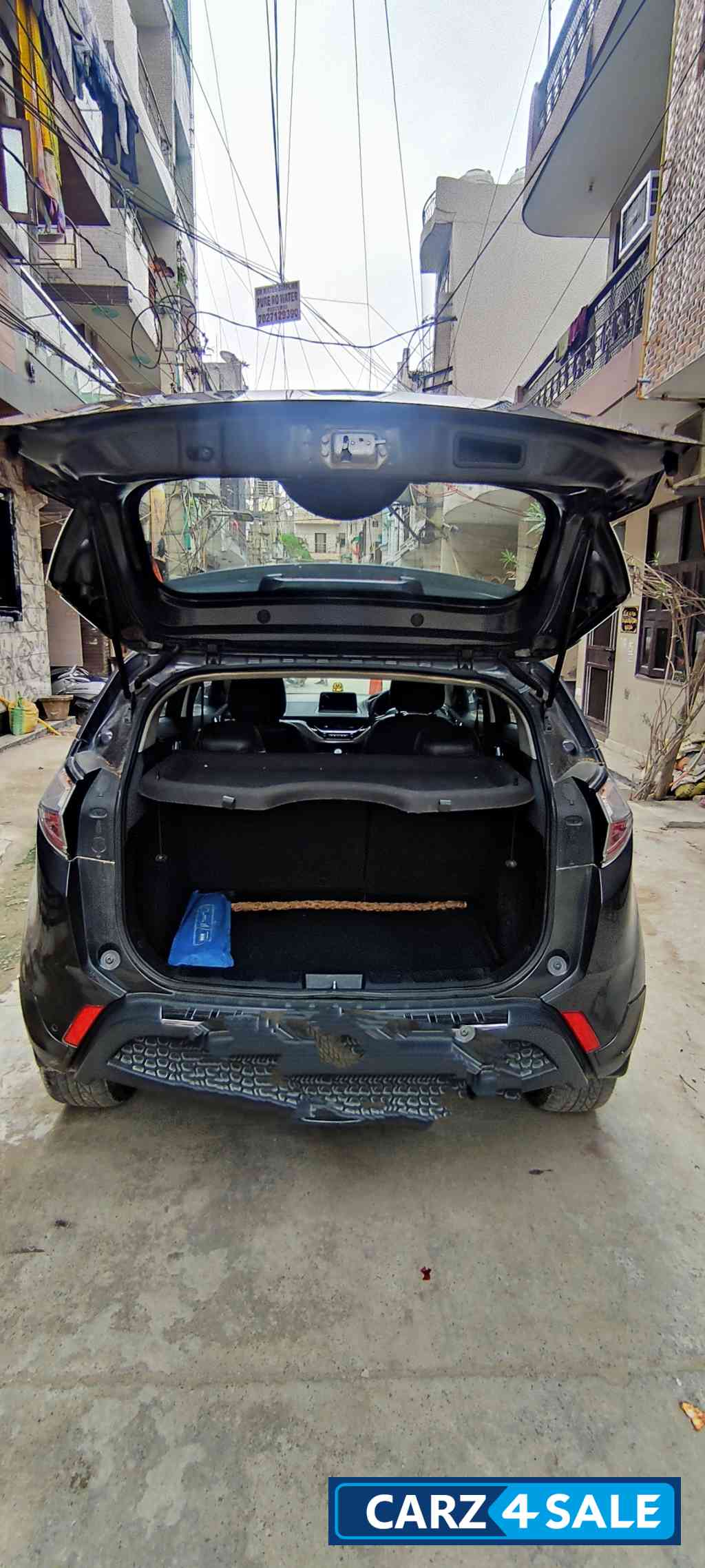 Tata Nexon XZ Plus petrol manual