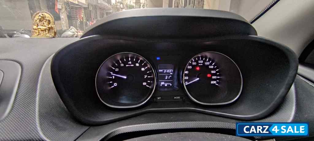Tata Nexon XZ Plus petrol manual