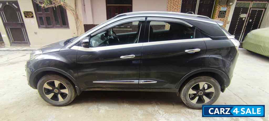 Tata Nexon XZ Plus petrol manual