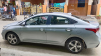 Silver Hyundai Verna Sxo crdi 1.6 DSL