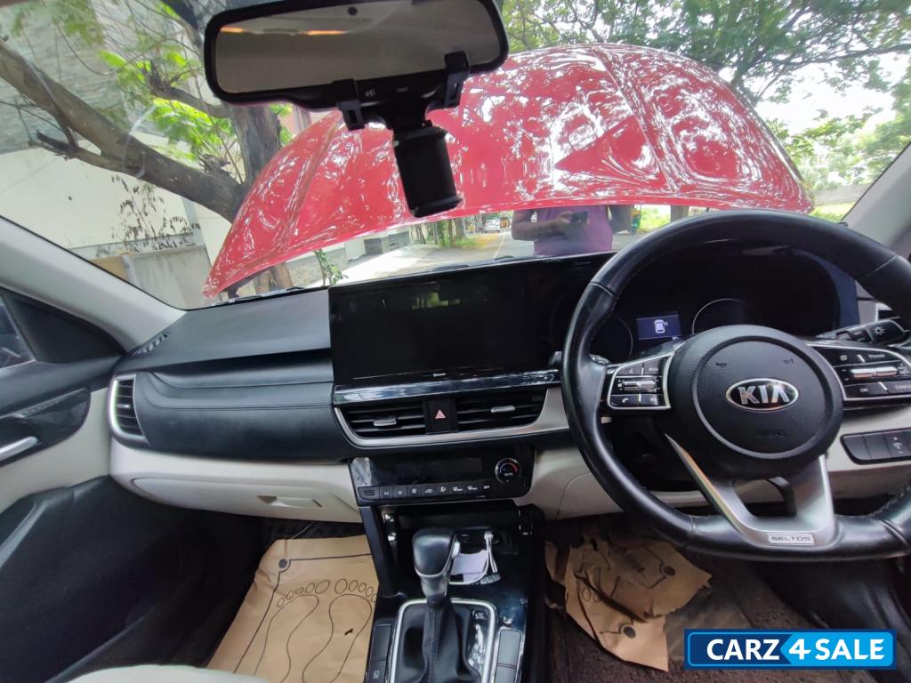 Kia Seltos HTX IVT 1.5G