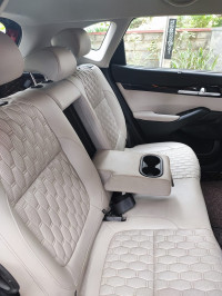 Kia Seltos HTX IVT 1.5G