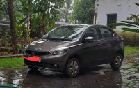 Tata Tigor XT