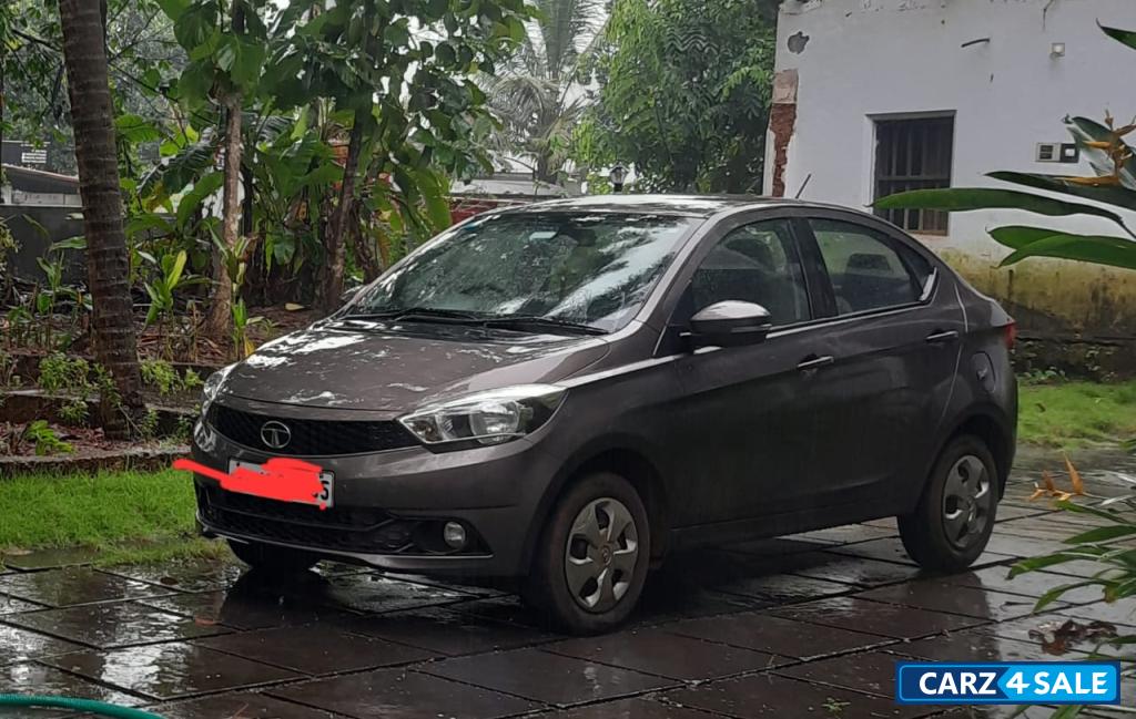 Tata Tigor XT