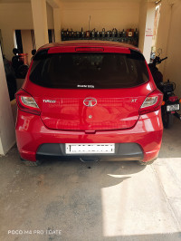 Tata Tiago XT