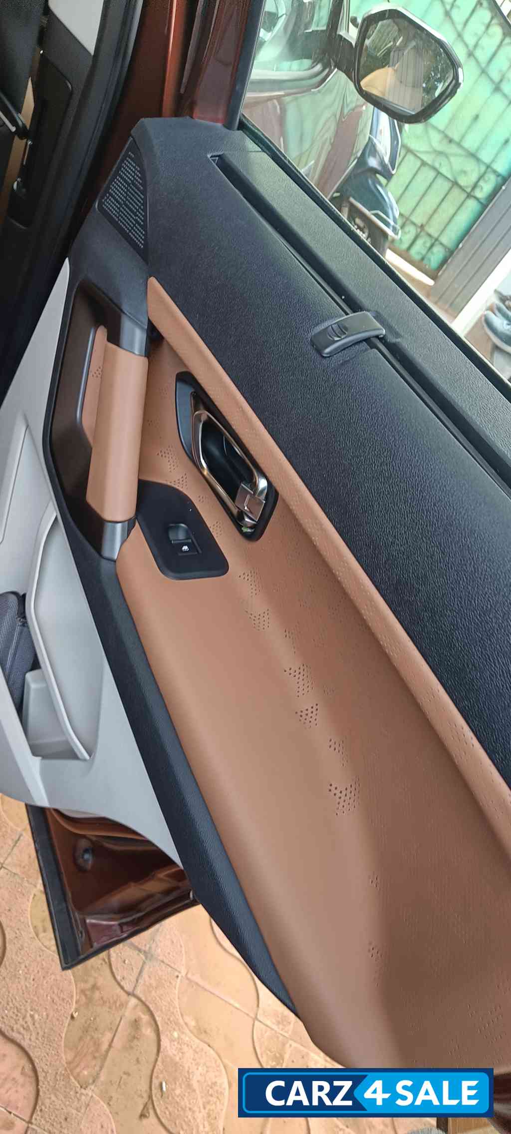 Tata Safari Adventure 2.0