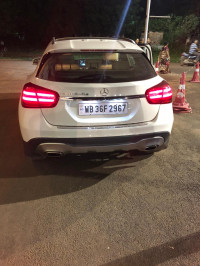 White Mercedes-Benz GLA 200d