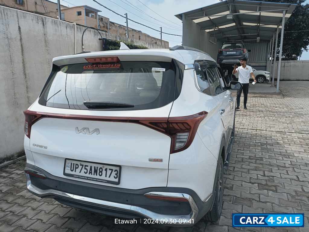 Glacier White Pearl Kia Carens Kia Carens [2022-2023] Luxury Plus 1.4 Petrol 7 STR