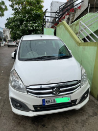 White Maruti Suzuki Ertiga Vdi