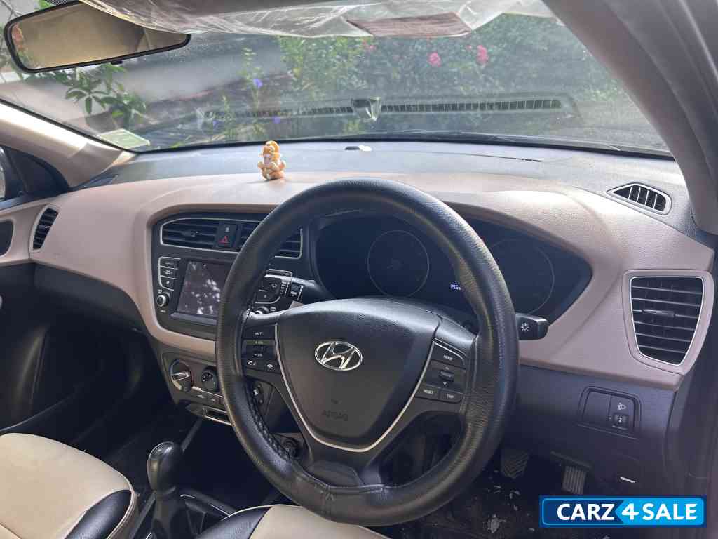 Titan Grey Hyundai i20 Elite i20 Sportz VTVT