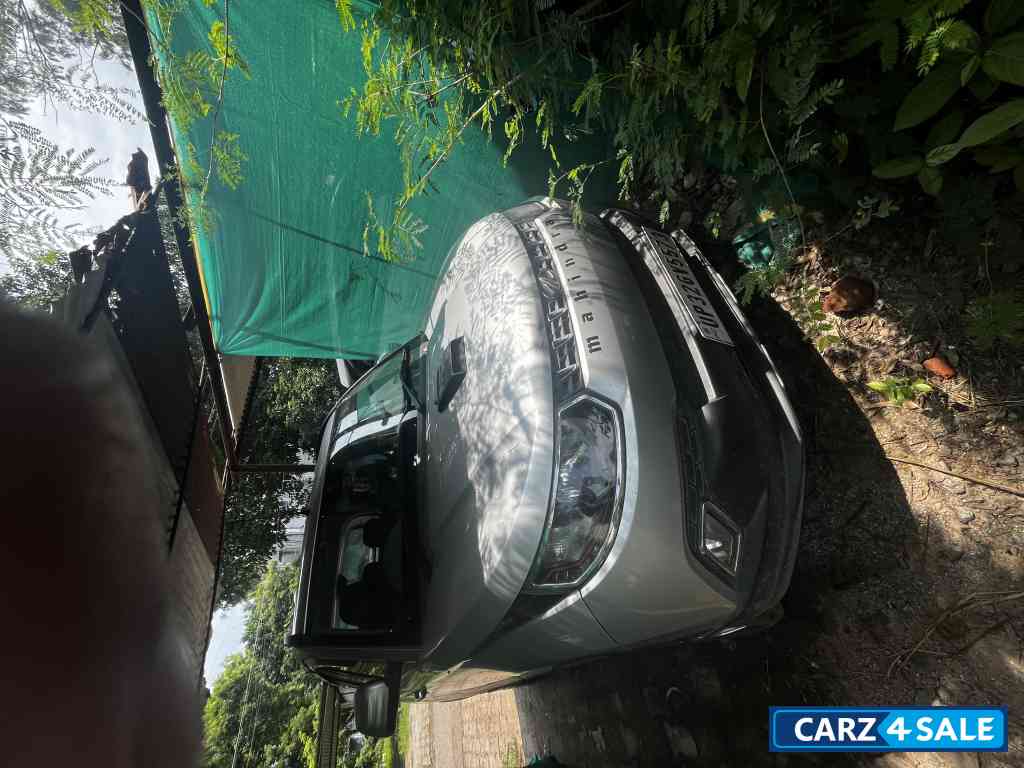 Silver Mahindra KUV100 K8