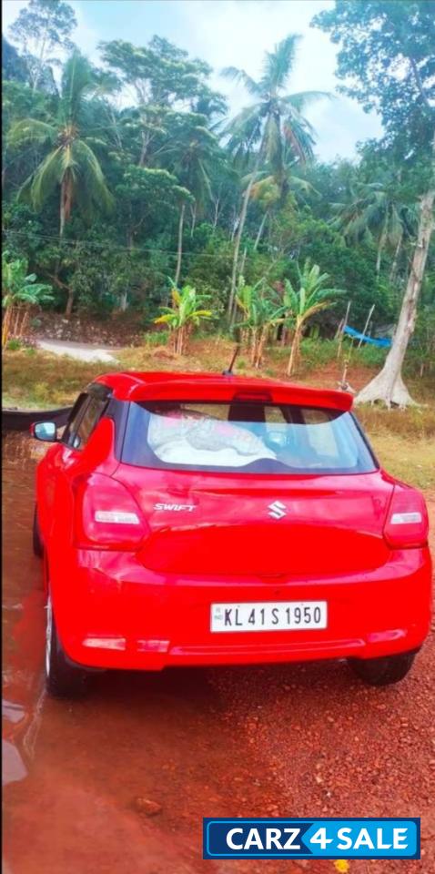 Maruti Suzuki Swift VXI