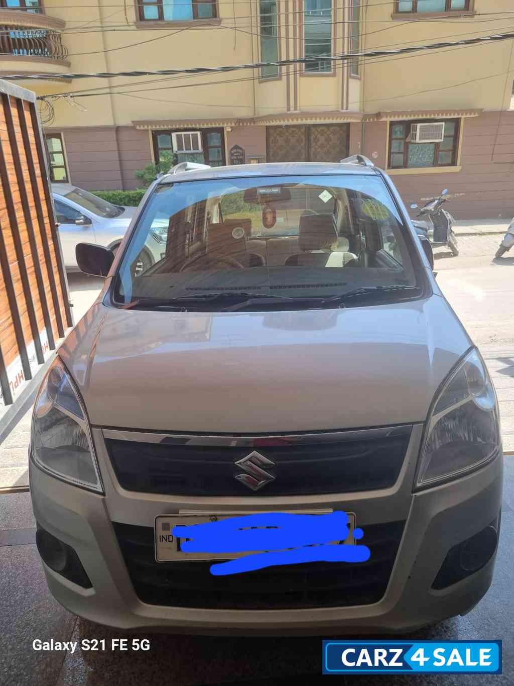 Silver Maruti Suzuki Wagon R LXI CNG