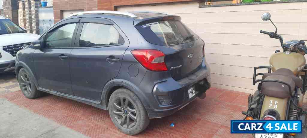 Ford Freestyle Titanium