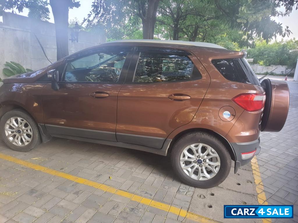 Golden Broze Ford Ecosport Titanium 1.5TDCI Golden Broze Ford Ecosport Titanium 1.5TDCI