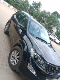 Mahindra XUV 500 Manuel