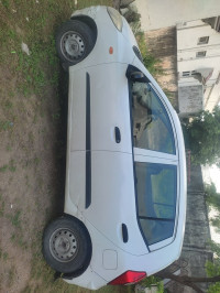 Pure White Hyundai i10 Era
