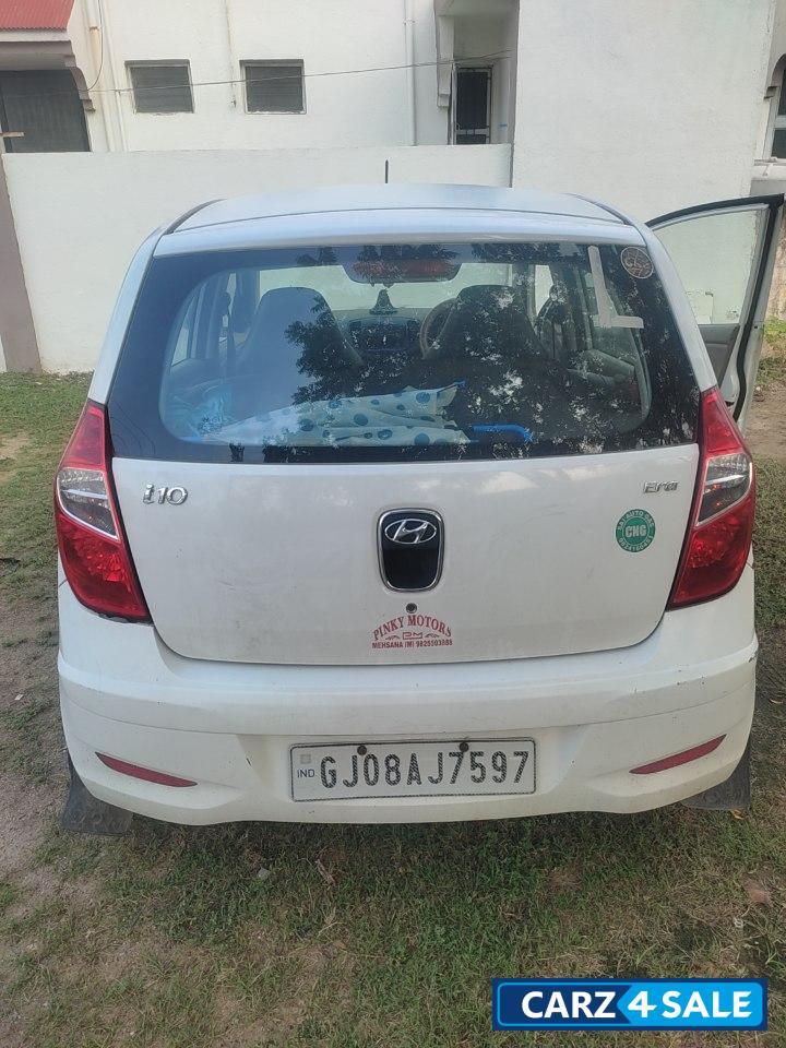 Pure White Hyundai i10 Era