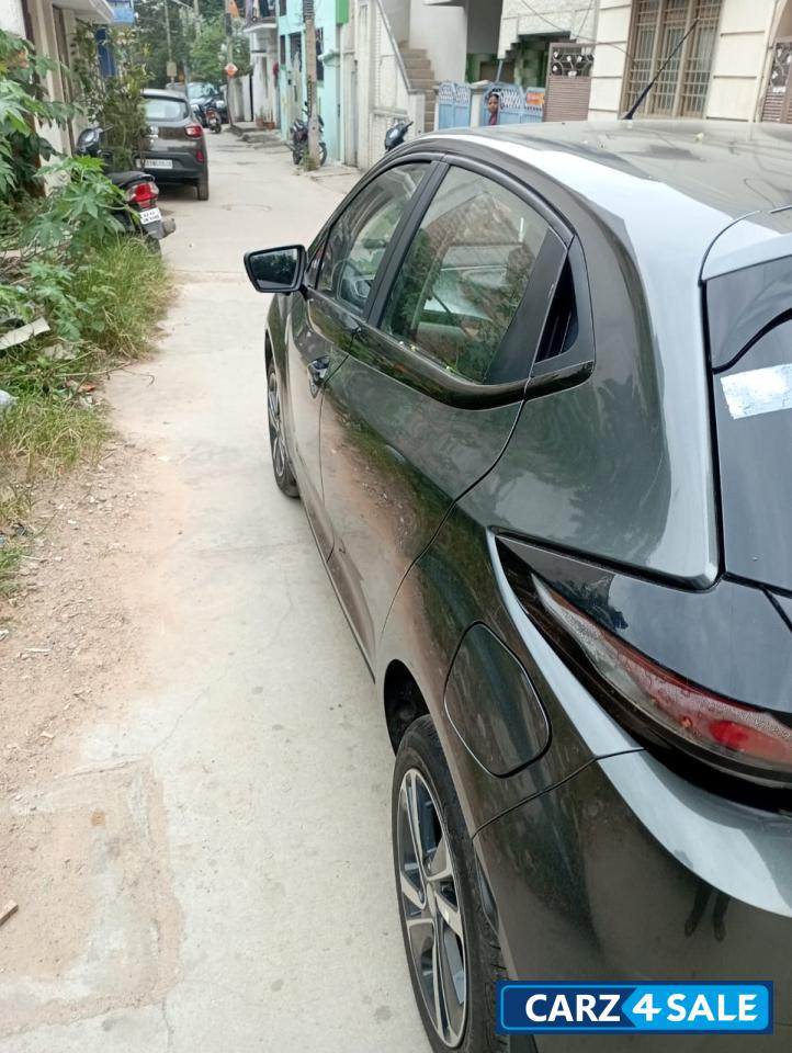 Grey Tata Altroz XZA Grey Tata Altroz XZA