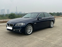Imperial Royal Navy Blue BMW 5-Series 520d