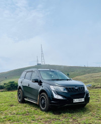 Mahindra XUV 500 W4
