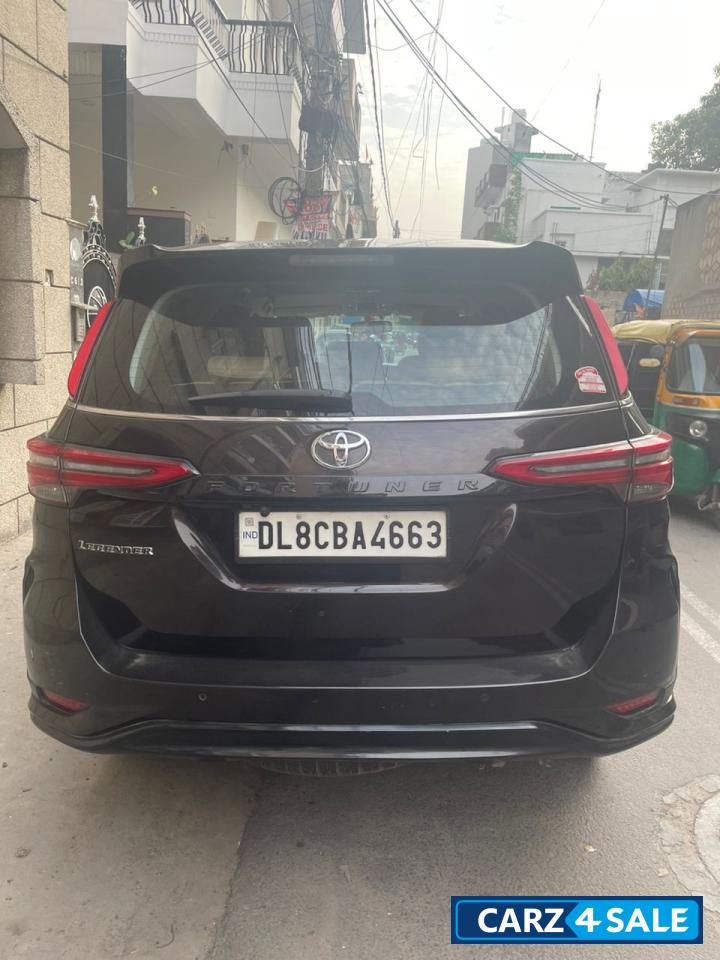 Toyota Fortuner automatic 2wd Toyota Fortuner automatic 2wd