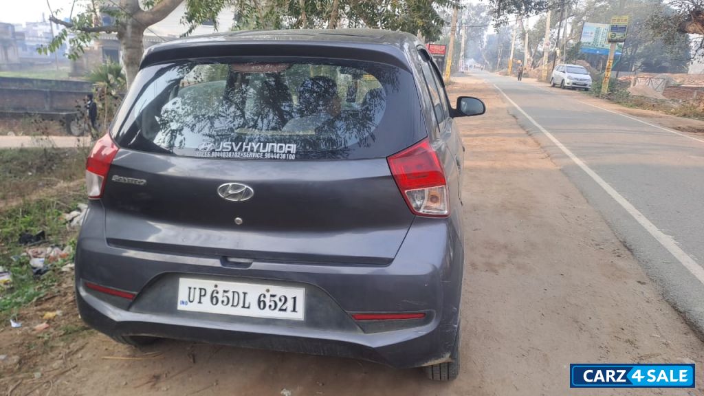Grey Hyundai Santro