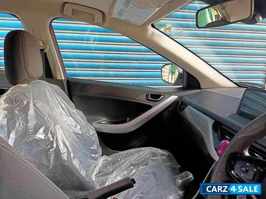 Tata Nexon XM PLUS S