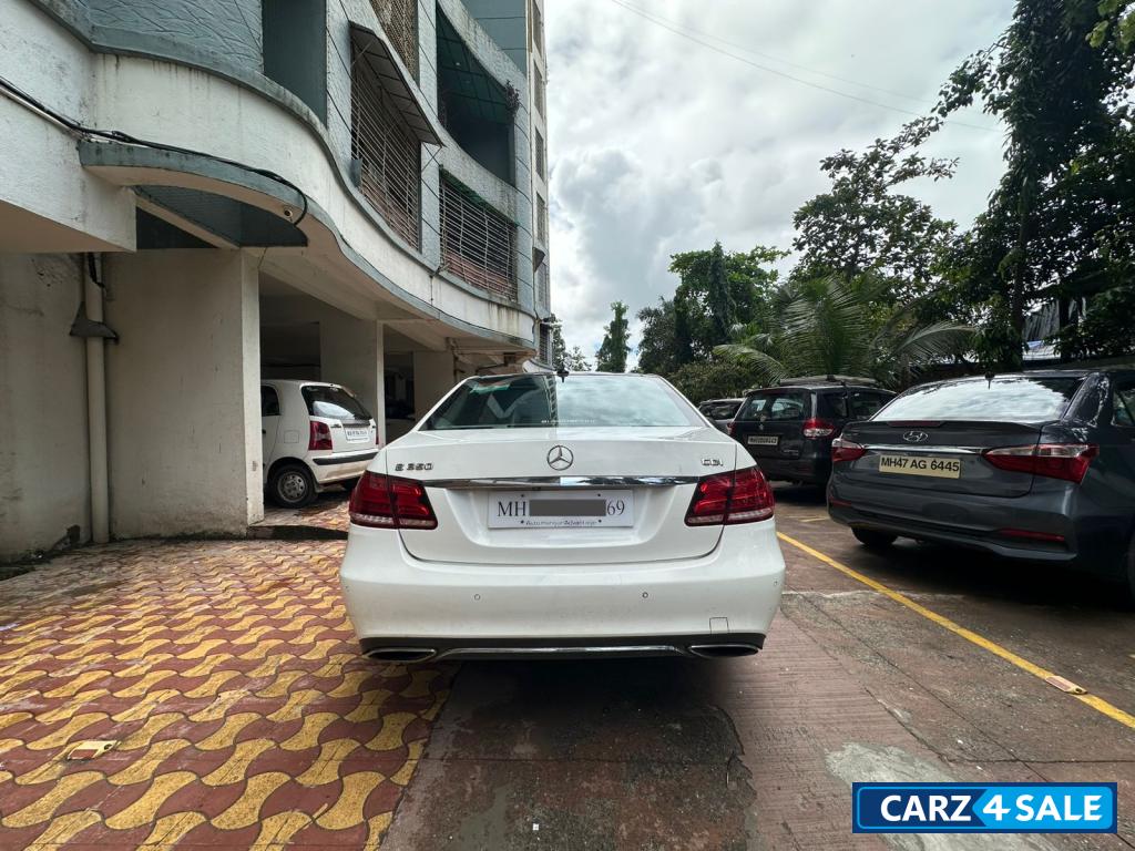 White Mercedes-Benz E-Class E 350 CDI Avantagarde