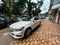 White Mercedes-Benz E-Class E 350 CDI Avantagarde