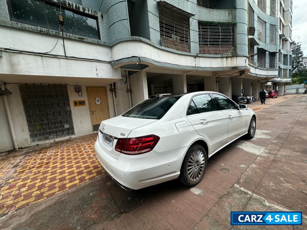 White Mercedes-Benz E-Class E 350 CDI Avantagarde