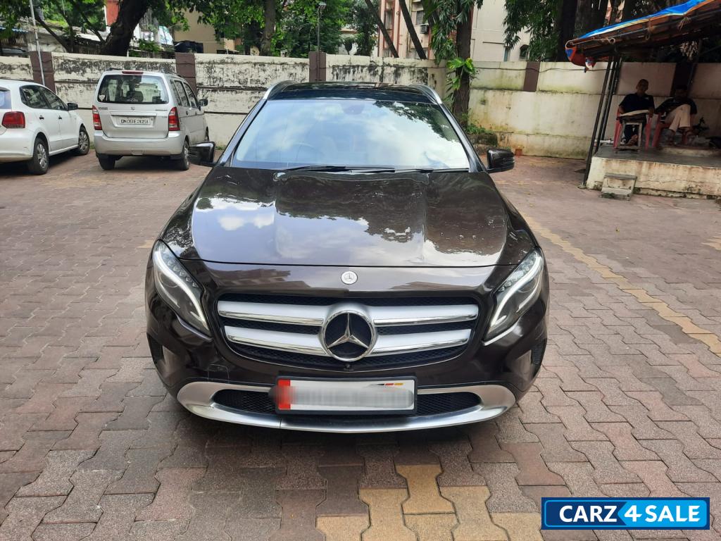 Mercedes-Benz GLA 200