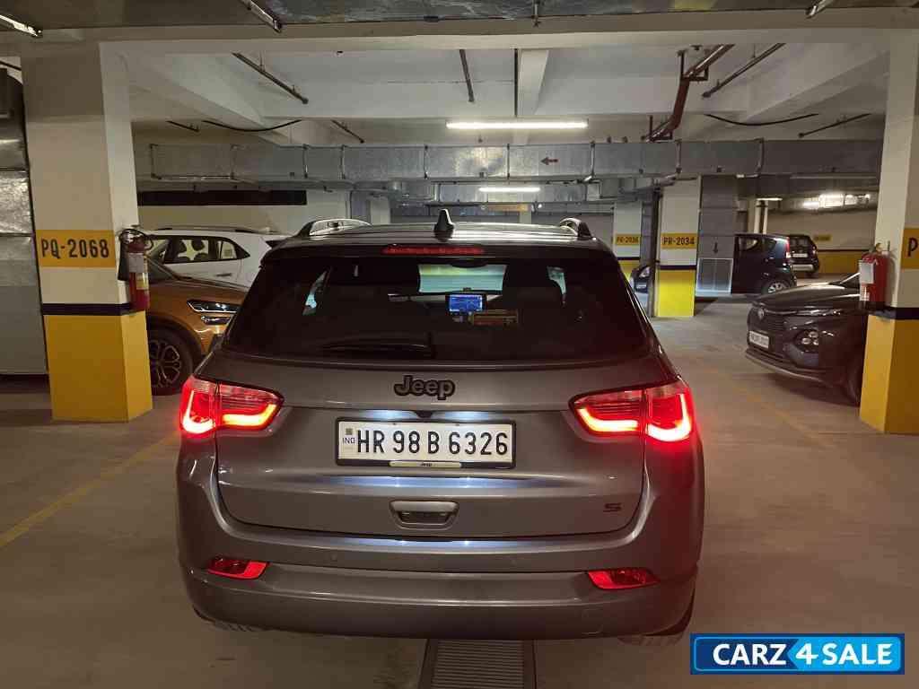 Jeep Compass Petrol automatic top model