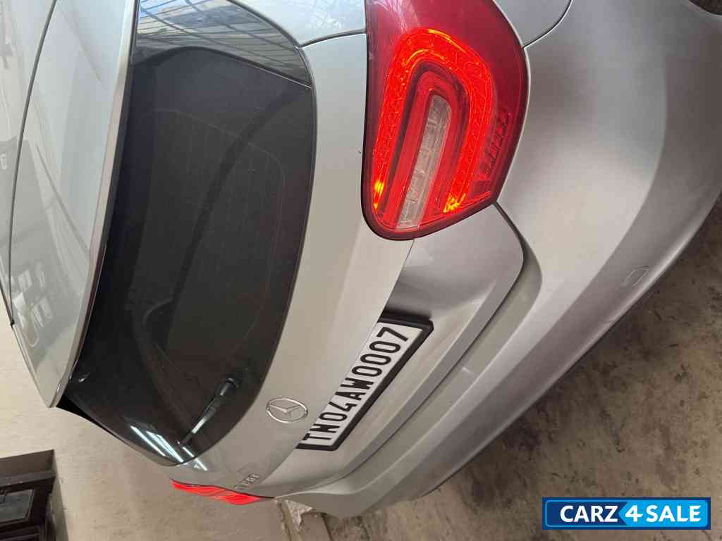 Mercedes-Benz A-Class A180