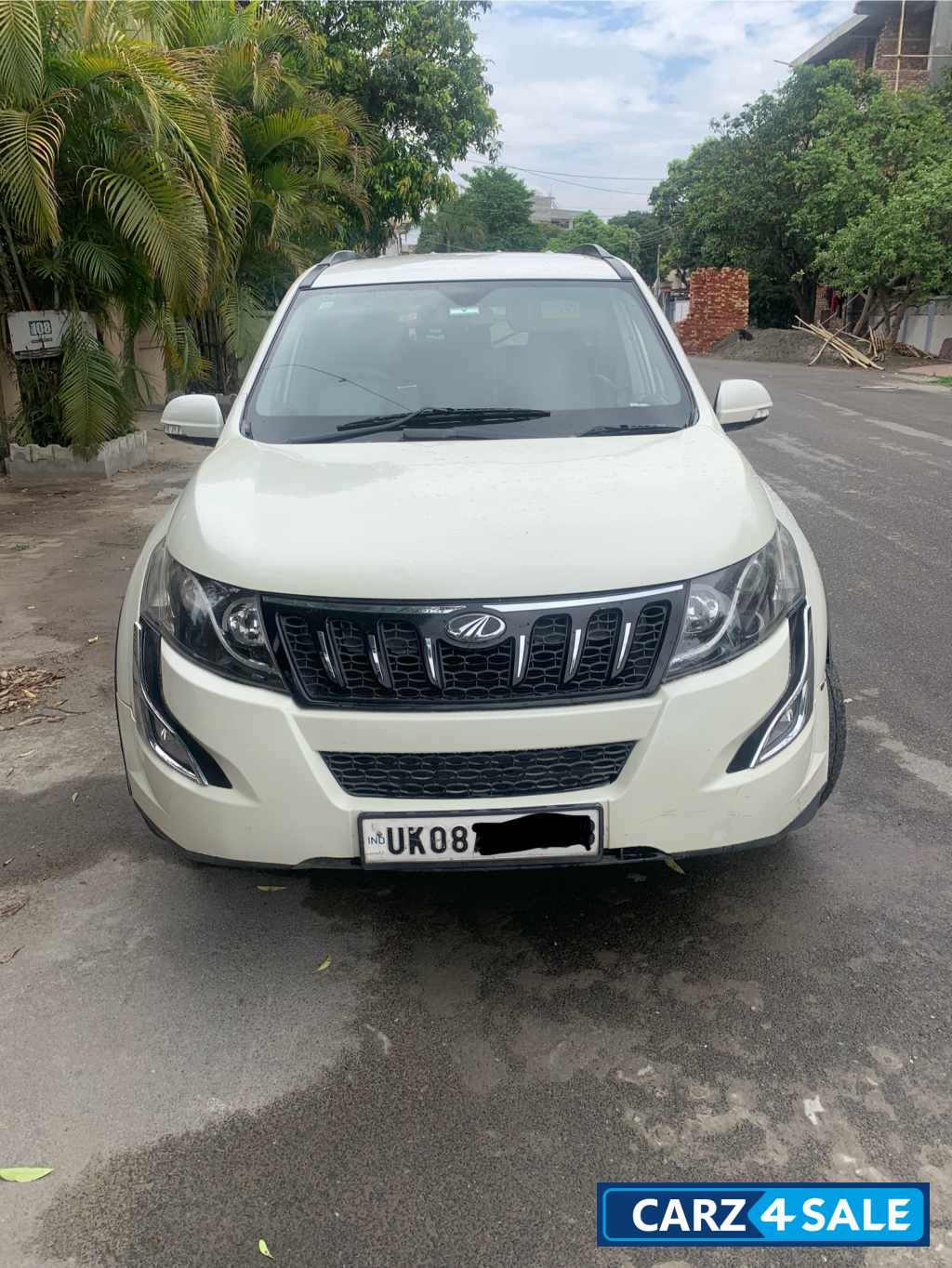 Mahindra XUV 500 W6, 2.2 manual