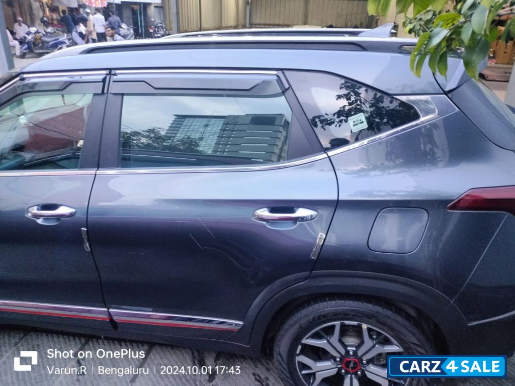 Grey Kia Seltos X-Line G 1.4 6MT GTX PLUS