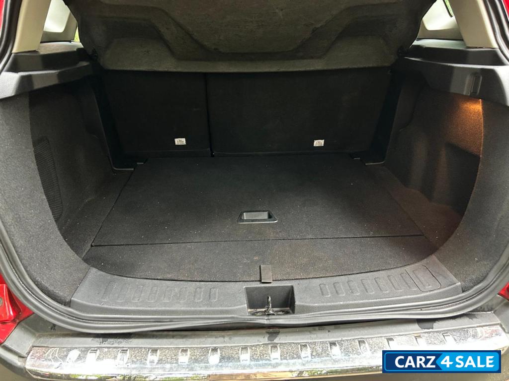 Red & Black Tata Harrier TATA HARRIER XZA 2.0 L KRYOTEC BSVI