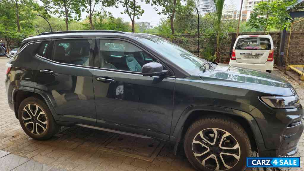 Techno Metallic Green Jeep Compass S (O) 4X4 diesel