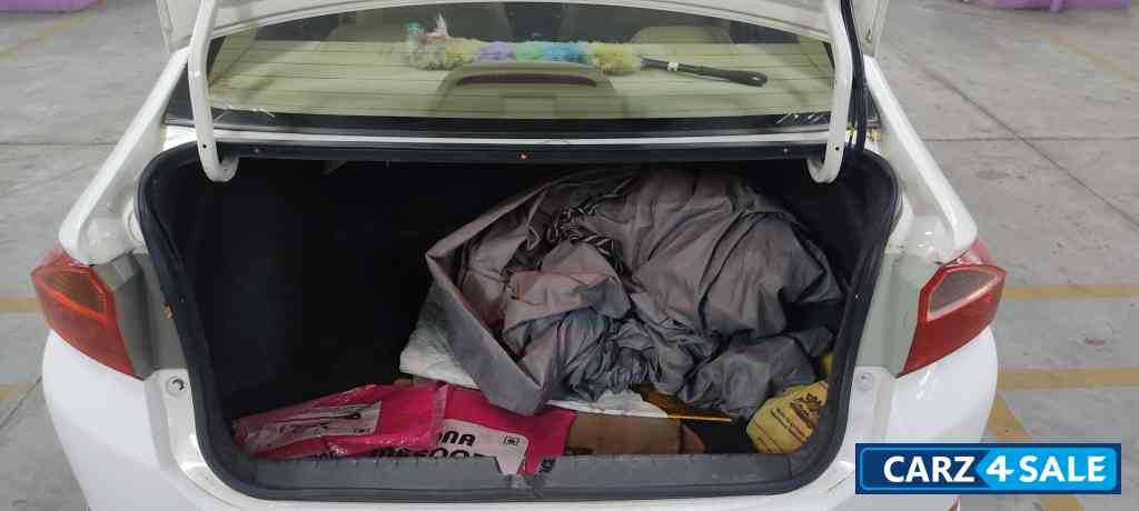 Honda City IV-Tec SV Manual