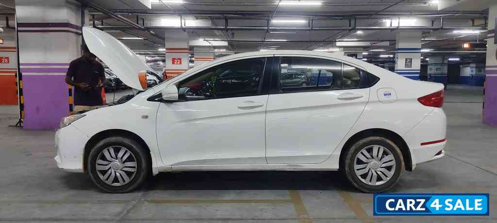 Honda City IV-Tec SV Manual