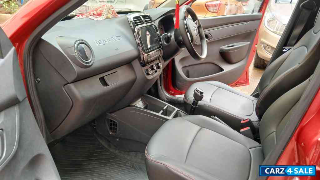 Renault Kwid RXT MT 1L SCE