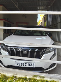 Mahindra XUV700 Auto Top model Duel colour